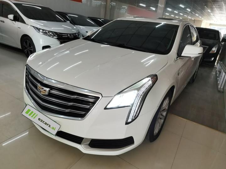 XTS 2018 28T Tech