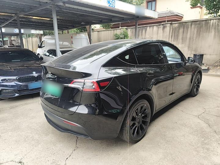 Model Y 2022 RWD photo 6
