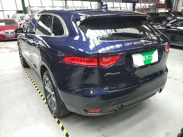 F-PACE 2016 2.0T RWD R-Sport Sport photo 4