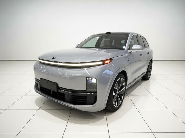 Li L8 2025 Ultra Smart Refresh Edition
