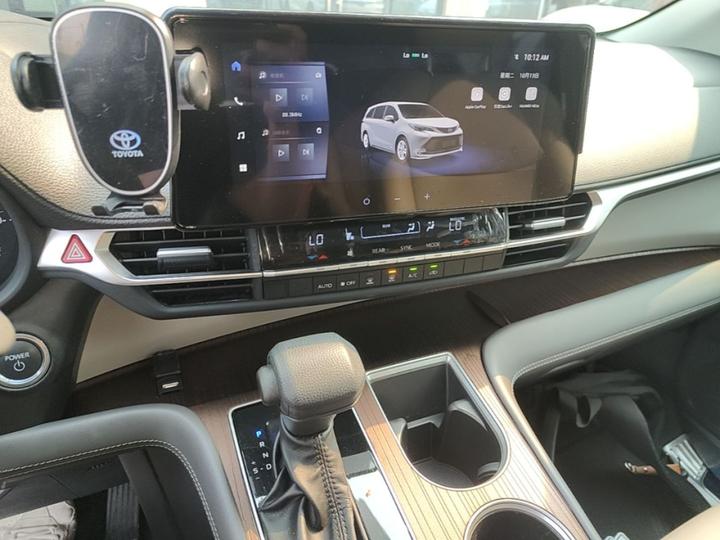 Sienna 2024 2.5L Hybrid Comfort photo 8