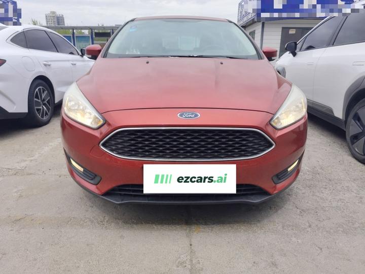 Focus 2017 Hatchback 1.6L AT Comfort photo 2