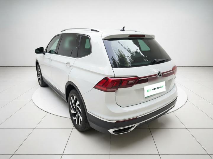 Tiguan L 2024 300TSI AT RWD Smart photo 4