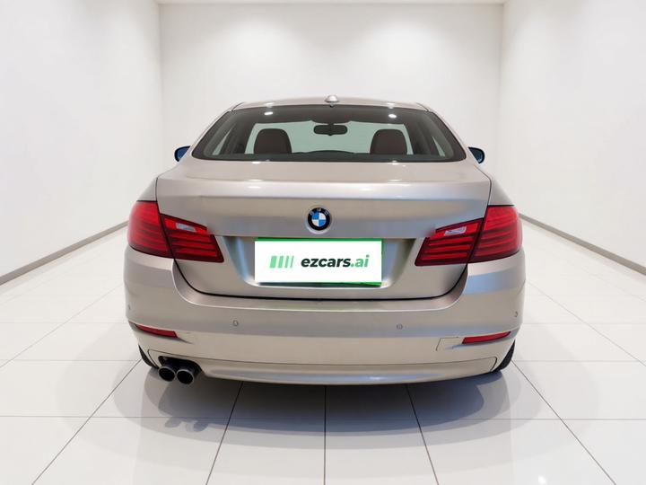 5 Series 2017 520Li photo 5