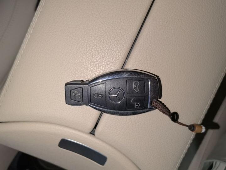 V-Class 2018 V 260 L Premium Extended China VI photo 8