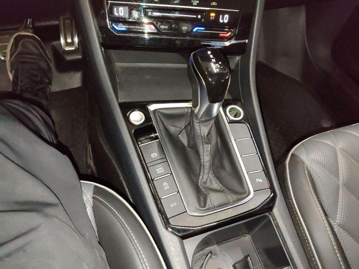 Sagitar 2023 300TSI DSG Excellence photo 5