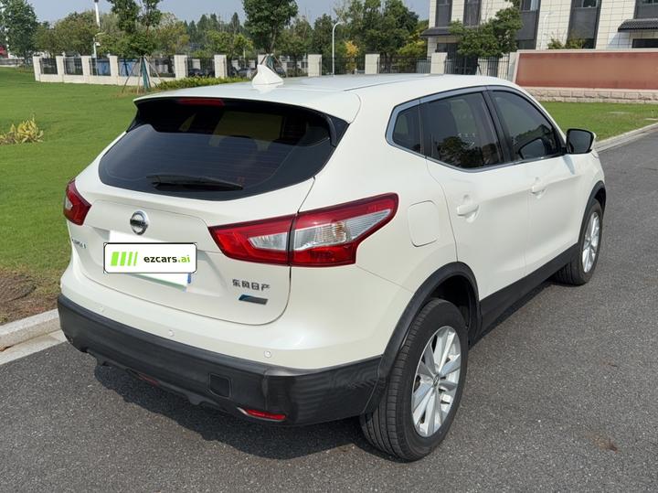 Qashqai 2016 2.0L CVT Elite photo 4