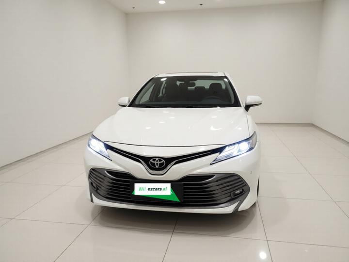 Camry 2019 Facelift 2.0G Luxury photo 2
