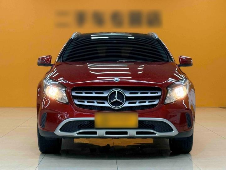 GLA 2018 GLA 200 Dynamic photo 2