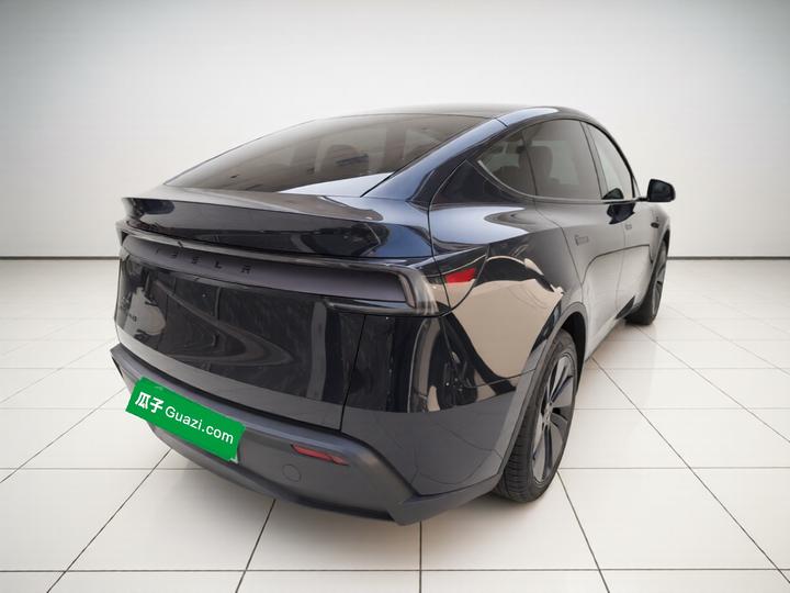 Model Y 2026 Long Range RWD photo 4