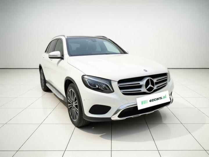 GLC 2019 GLC 200 L 4MATIC photo 3