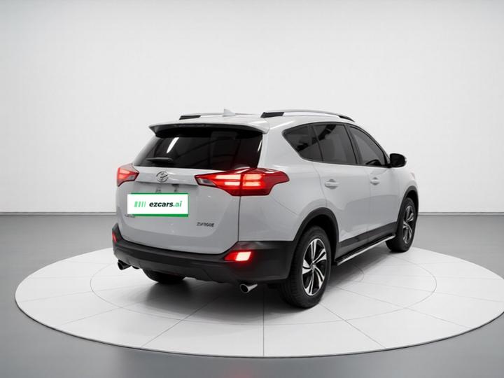 RAV4 2015 2.0L CVT RWD photo 4