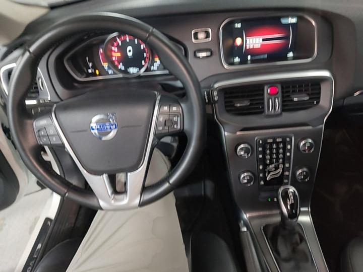 V40 2016 T3 photo 5
