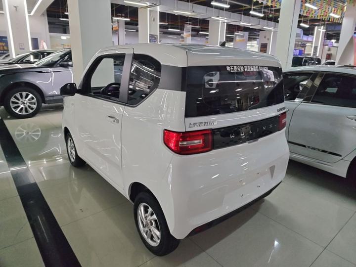 Hongguang MINIEV 2022 NCM photo 4