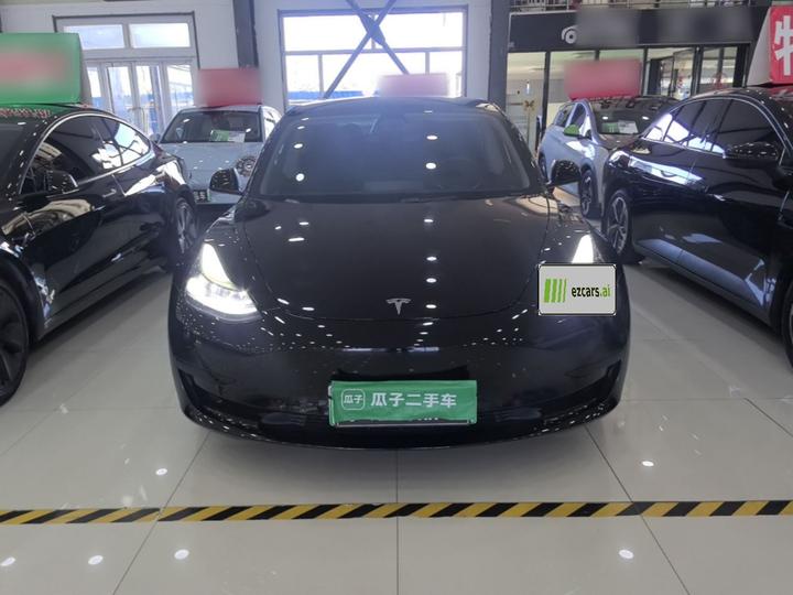 Model 3 2022 RWD photo 2