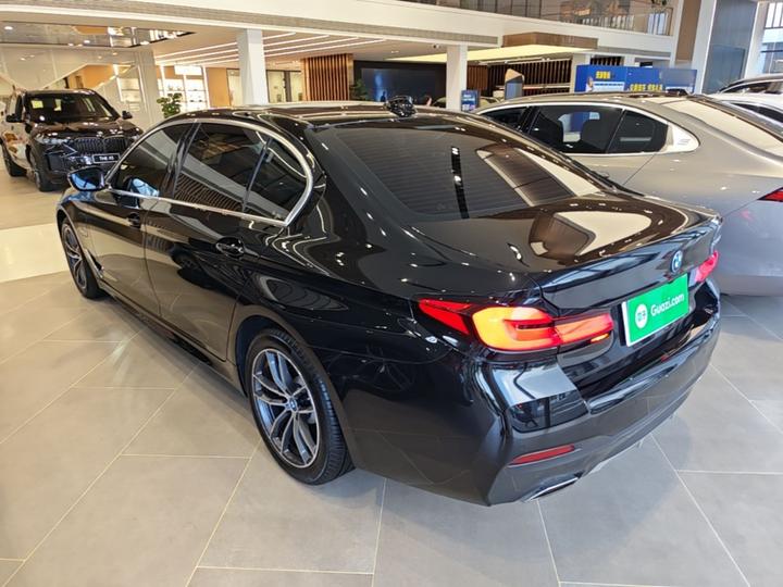 5 Series EV 2022 Facelift 535Le Pioneer M Sport Package photo 4