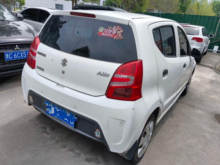 2013 Facelift 1.0L MT Comfort photo 4