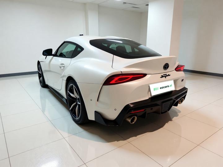 2021 GR SUPRA 3.0T Standard photo 4