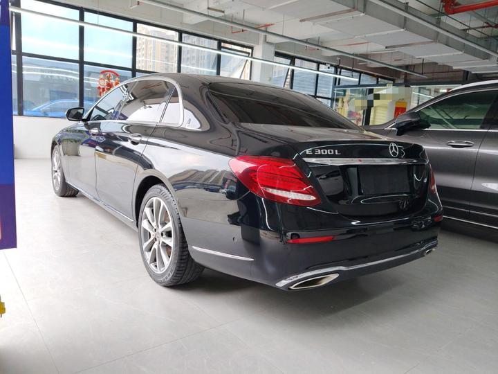 E-Class 2019 E 300 L Luxury photo 4