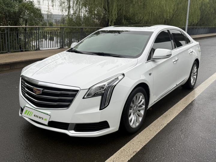 XTS 2018 28T Tech