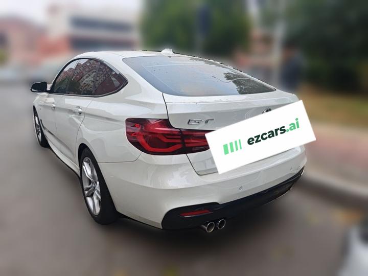 3 SeriesGT 2020 320i M Sport Package photo 4