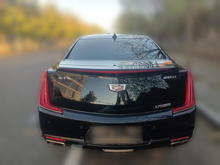 XTS 2018 28T Tech photo 5