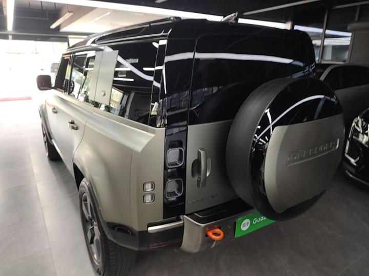 Defender 2023 Facelift 110 3.0T P400 X photo 4