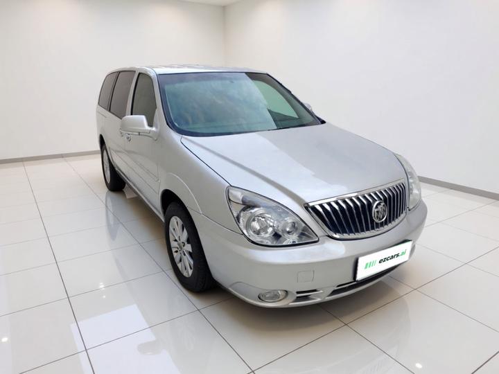 GL8 2014 2.4L Comfort photo 3