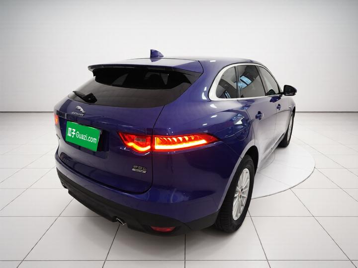 F-PACE 2019 2.0T AWD Exclusive photo 4