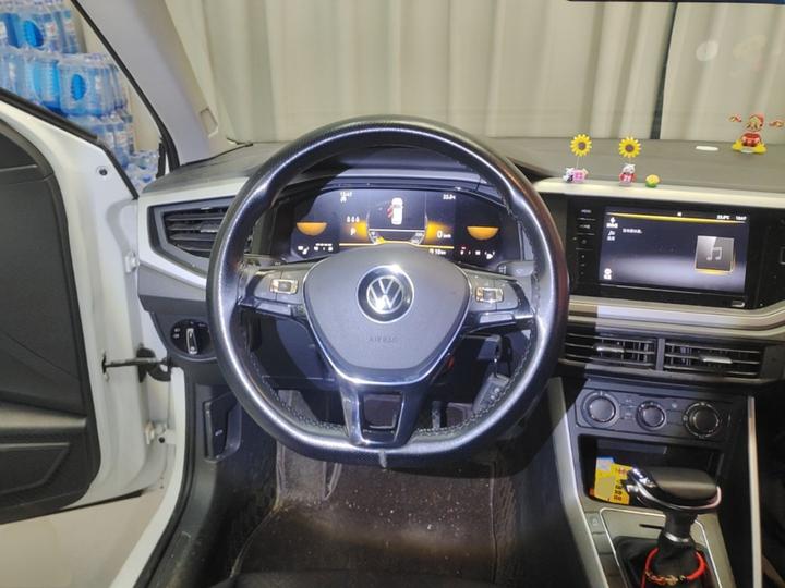 Polo 2023 Facelift Plus 1.5L AT photo 6