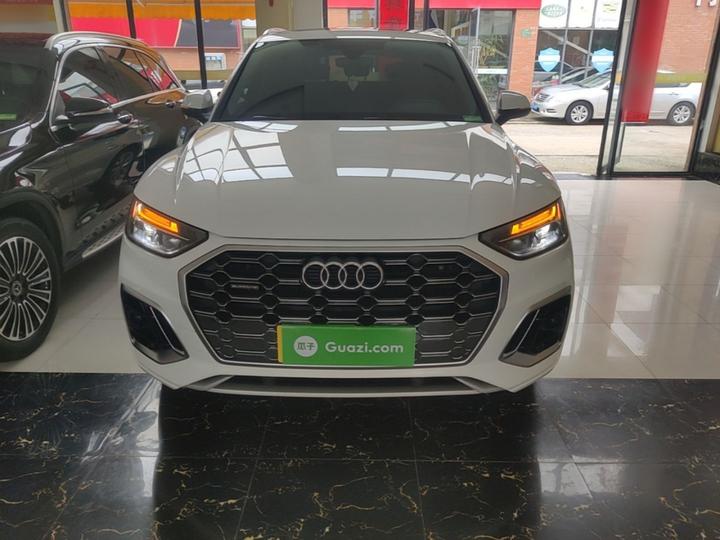 Q5L 2022 Facelift 40T Luxury Dynamic photo 2