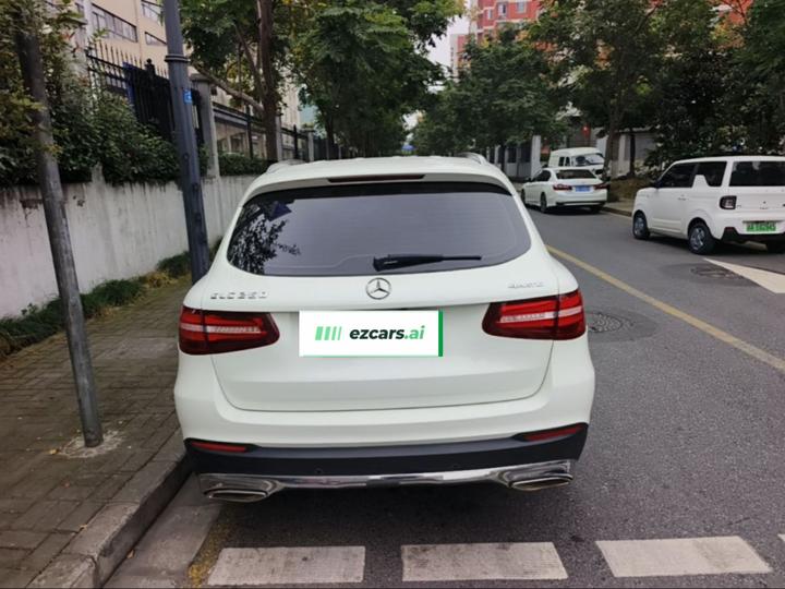 GLC 2017 GLC 200 4MATIC photo 6