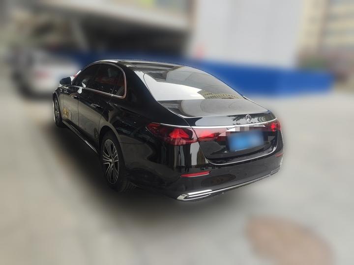 E-Class 2026 E 260 L photo 4