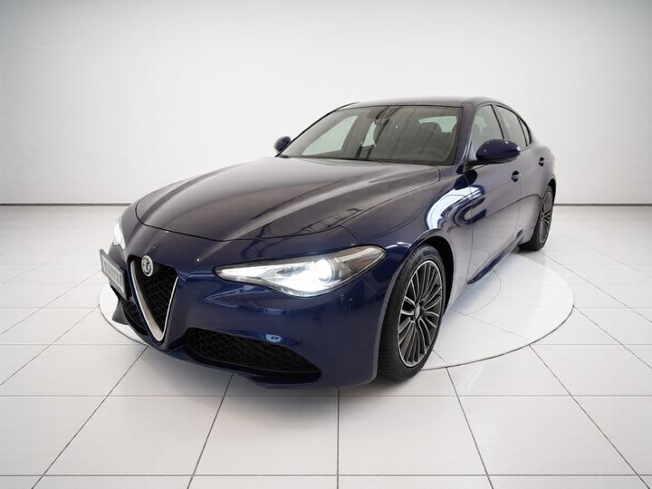 Alfa Romeo Giulia 2017 2.0T 200HP Luxury