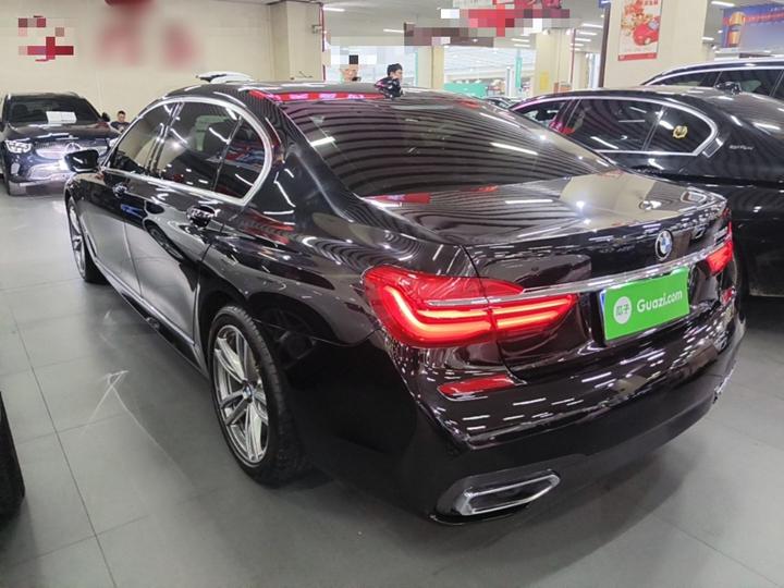 7 Series 2018 730Li Leading M Sport Package photo 4