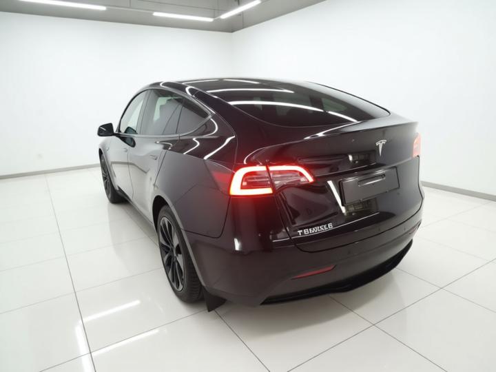 Model Y 2022 Long Range AWD photo 4