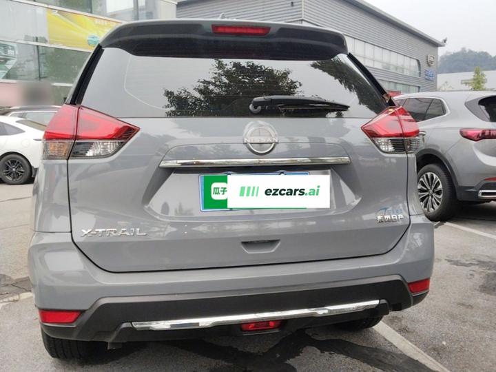 X-Trail 2025 2.0L RWD Leading photo 5