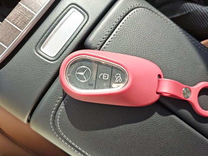 E-Class 2024 E 300 L Luxury photo 8