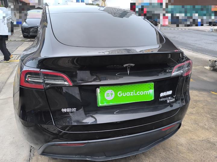 Model Y 2022 RWD photo 5