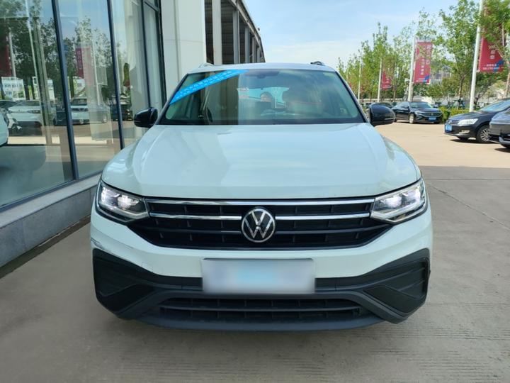 Tiguan L 2024 300TSI AT RWD photo 2
