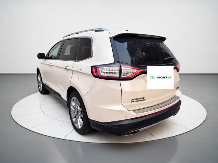 Edge 2016 EcoBoost 245 AWD 7-Seater photo 4