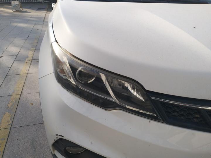 DX3 2016 1.5T CVT Premium photo 7