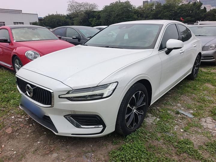 S60 2021 T4 Luxury
