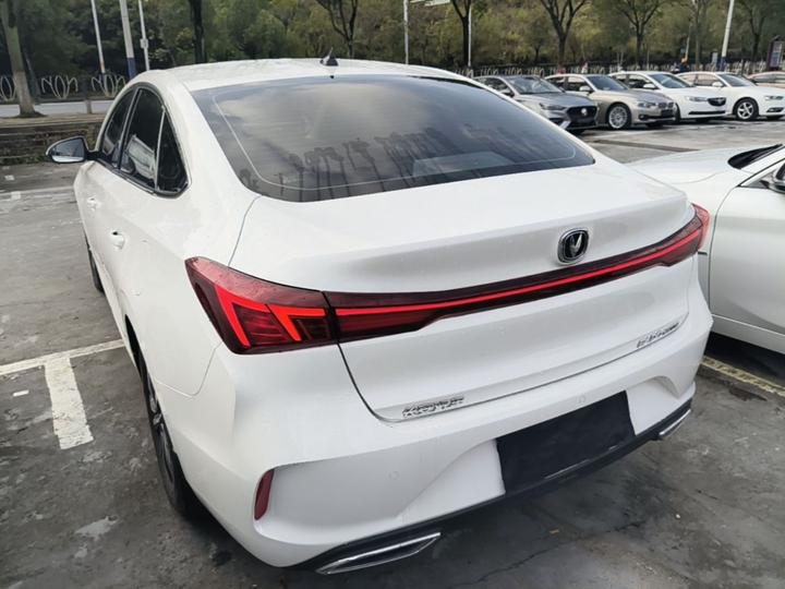Eado 2025 PLUS 1.4T DCT photo 4