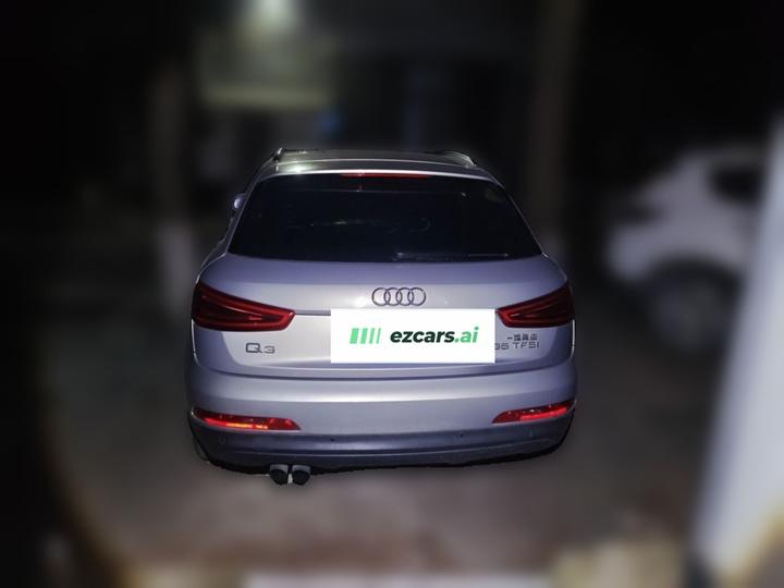 Q3 2015 35 TFSI Progressive photo 5