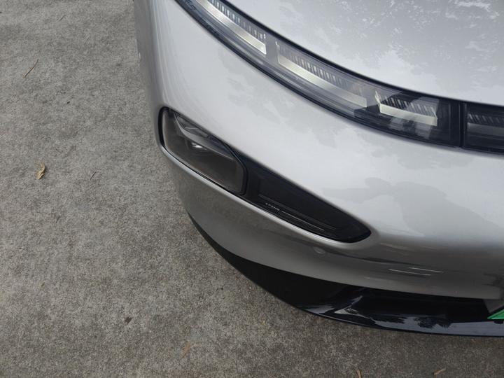 P7 2023 P7i 702 Pro photo 7