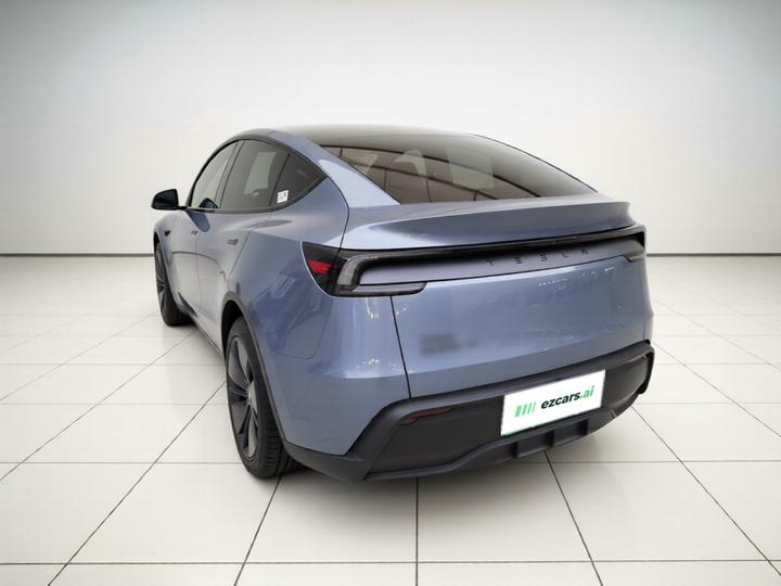 Model Y 2026 Long Range AWD photo 4