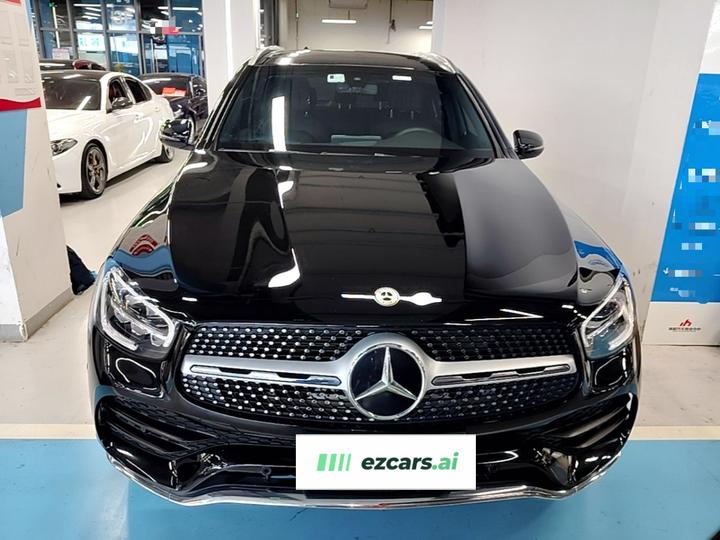 GLC 2022 Facelift GLC 260 L 4MATIC Luxury photo 2