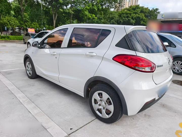 310 2016 1.2L MT Comfort photo 4