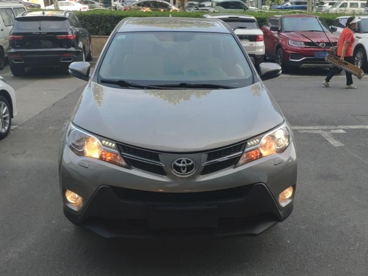 RAV4 2015 2.5L AT AWD Elite photo 2